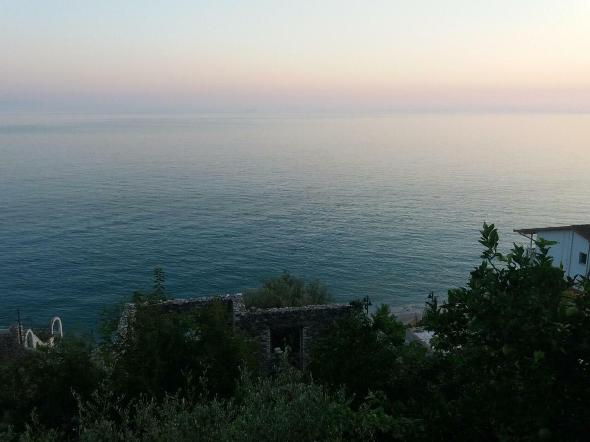 Antonio Guest house Qeparo